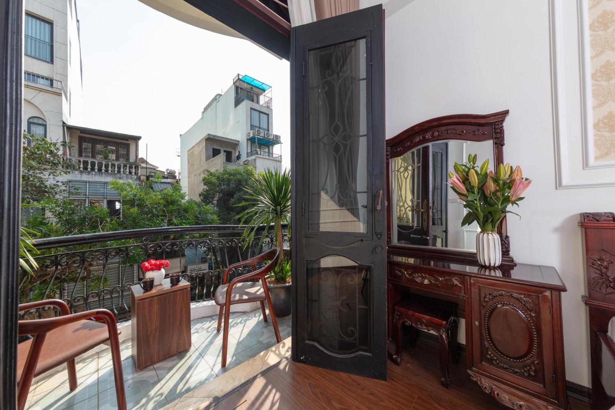La Lisa Hotel Hanoi Exterior photo